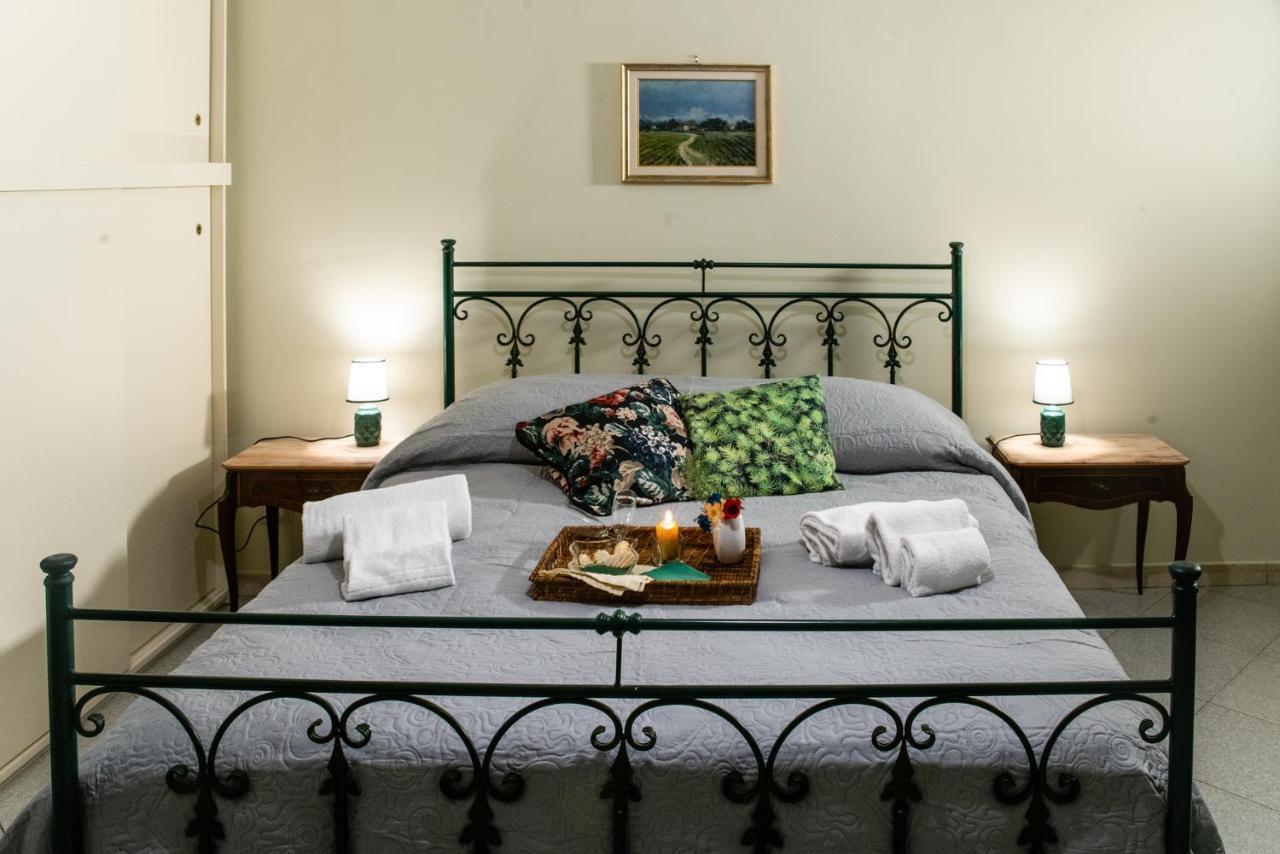 Santa Caterina Da Siena B&B Катанія Екстер'єр фото