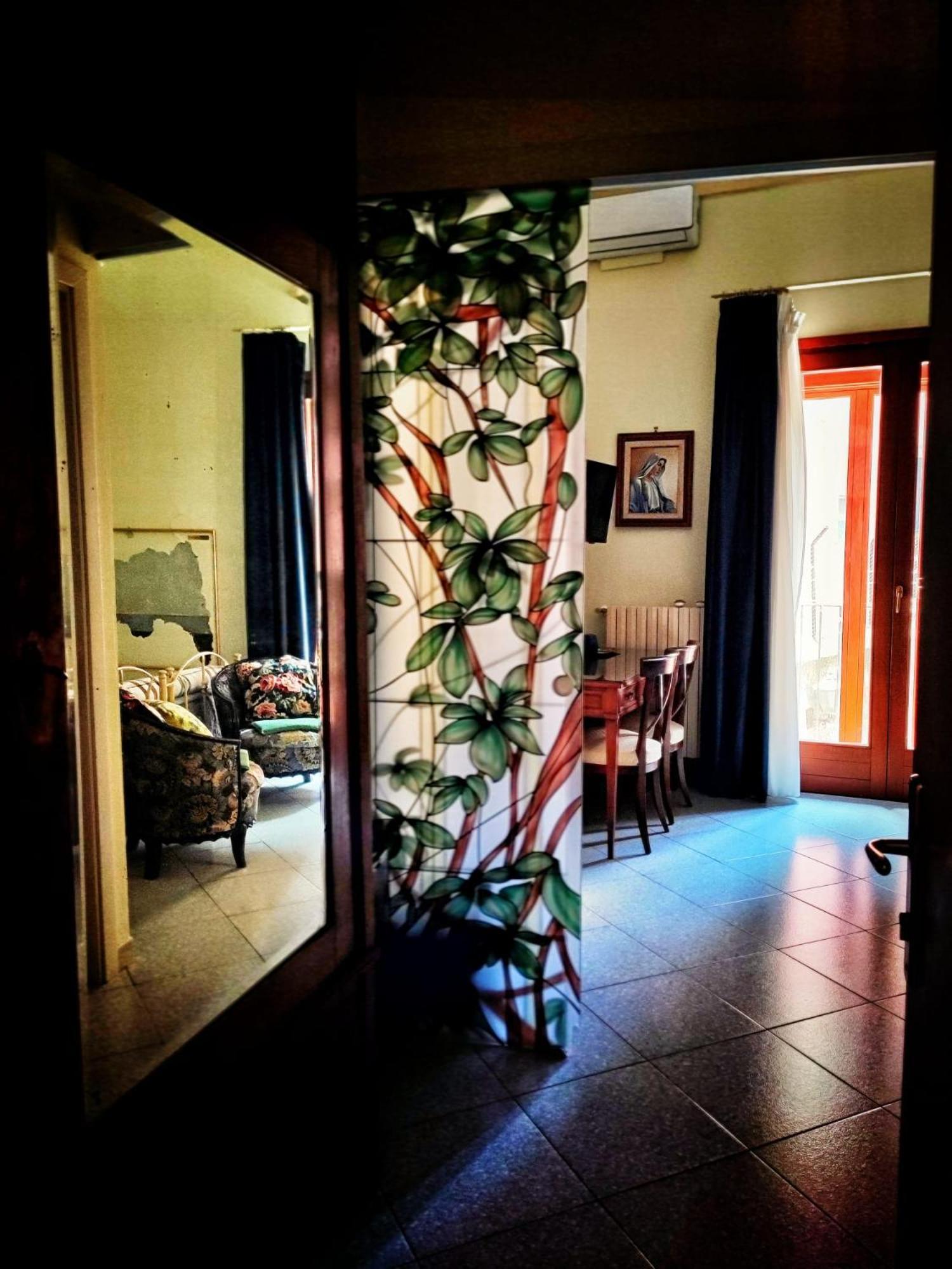 Santa Caterina Da Siena B&B Катанія Екстер'єр фото